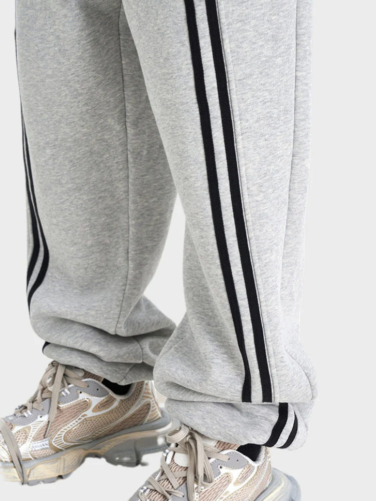 330 GSM Heavy Loose Fit Decarba Joggers - Image 13