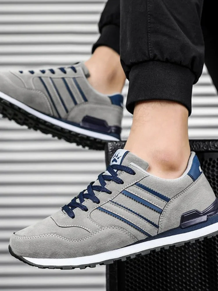 Classy Sneakers - Image 3