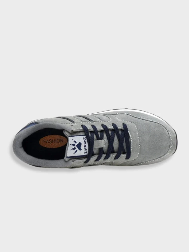 Classy Sneakers - Image 4