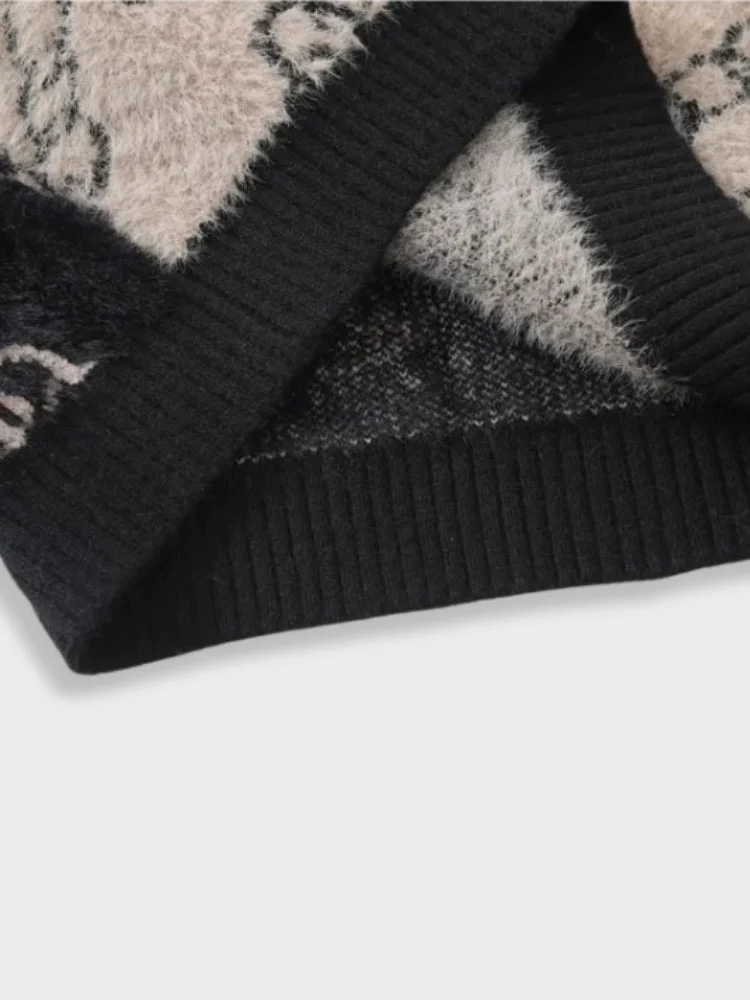 Mohair Knitted V-Neck - Image 6