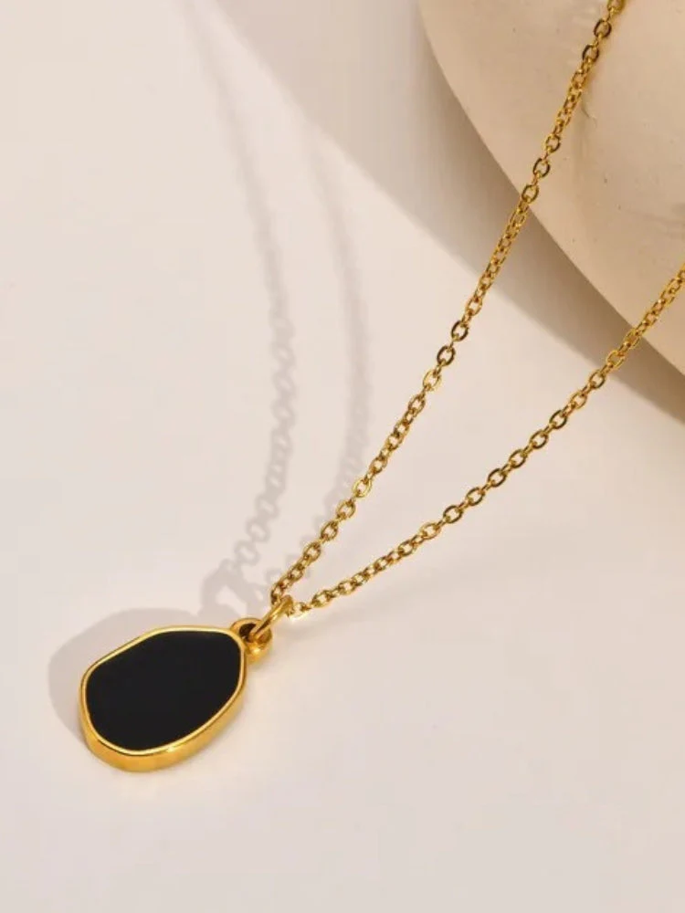 Vintage Oval Necklace - Image 5