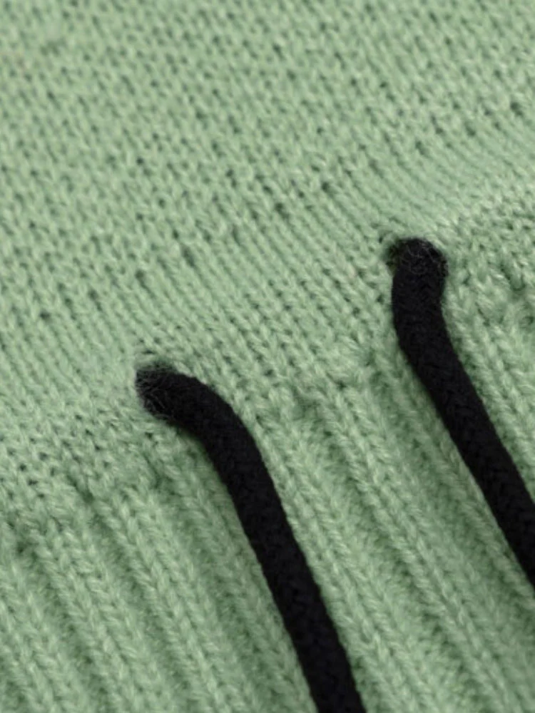 Y2K Winter Half Zip Up Sweater - Image 6